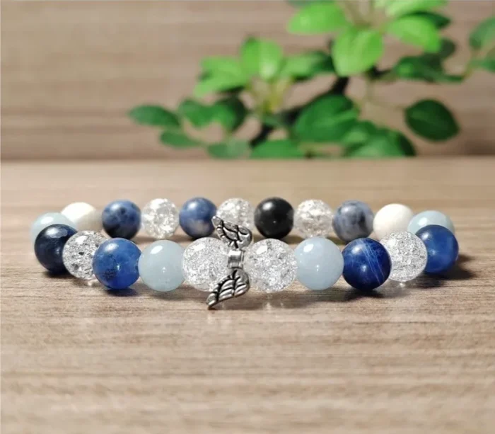 Szodalit, tejkvarc, akvamarin, hegyikristály karkötő