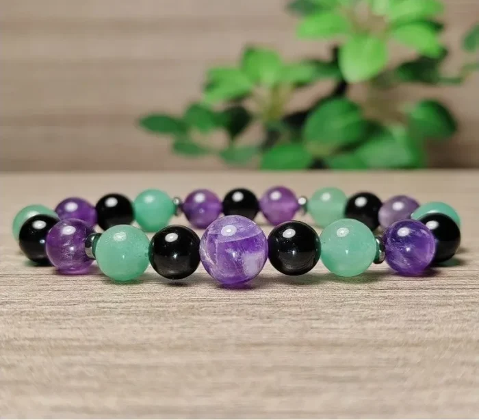 Ametiszt, ónix, aventurin, hematit karkötő