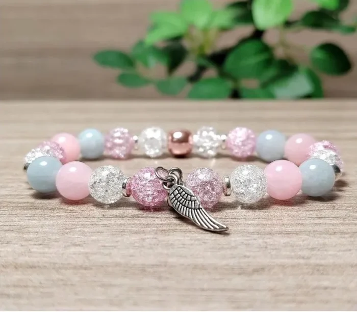 Energia blokkot oldó, kommunikációt segítő, nyugtató karkötő