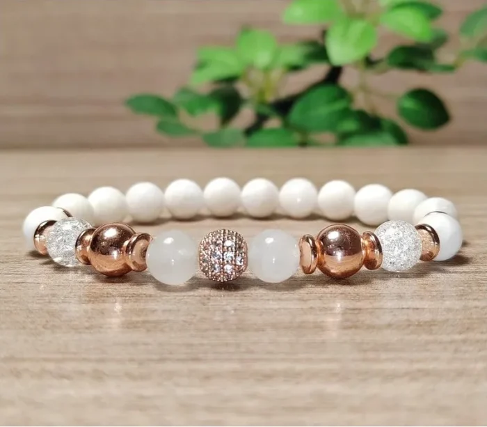 Holdkő, hagyikristály, hematit, tejkvarc ásvány karkötő