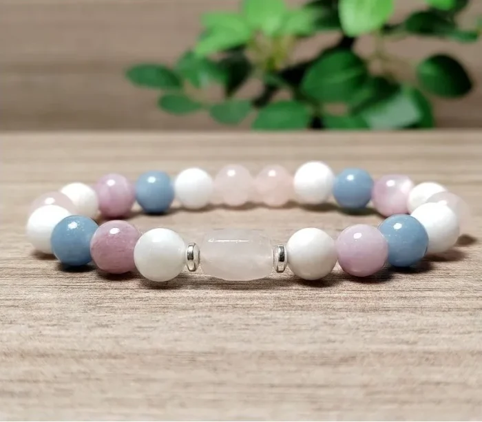 Szerelem vonzó, vágy fokozó, szeretet, remény erősítő karkötő