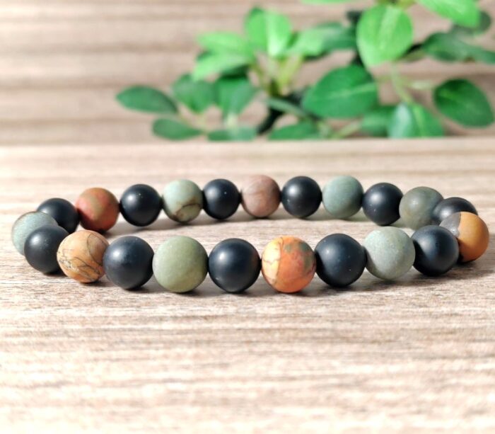 Érzelmi stabilitást, határozottságot harmonizáló és védelemmel kísérő karkötő